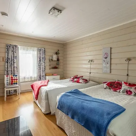 Majestic 3 Bedroom With Sauna Villa Rovaniemi